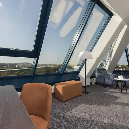 Hotel Excelsior Nuernberg Fuerth, A Member Of Radisson Individuals 4*